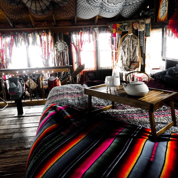 Meet your Posher, Audrey - Picture 3 of 9